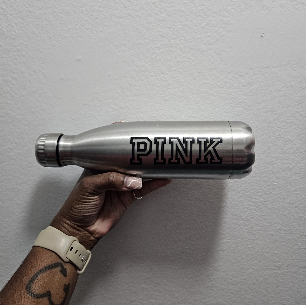 VS PINK bottle